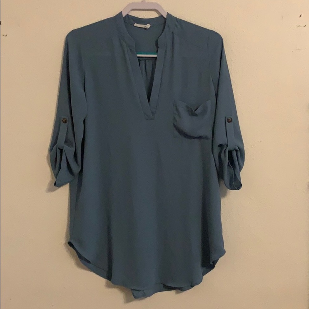 Perfect Roll Tab Sleeve Tunic